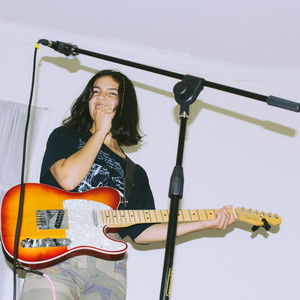 AMANDA KURT: Corro