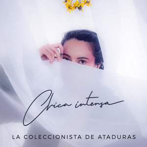 LA COLECCIONISTA DE ATADURAS: Chica Intensa