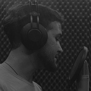 ANDRES GONZALEZ: Amar con el corazón