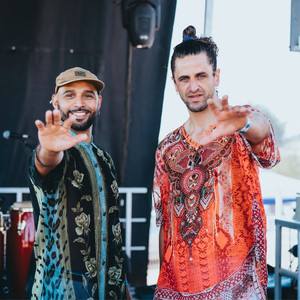 MANU DA BANDA: Póngale bueno