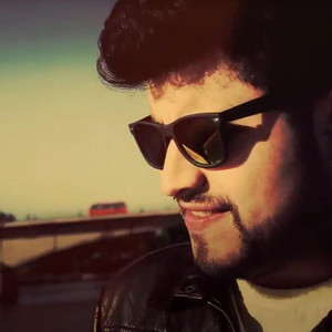 MIGUEL LIZANA: Amores de Barrio