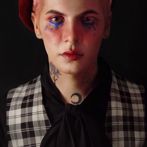 NAMUEL: Moi... Lolita