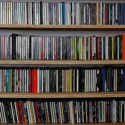 PODCAST BAILAR PEGADOS: EP 03 - Playlist nuevas canciones <br>y discos » class=»wp -image-37264 size-full» /></figure><div class=