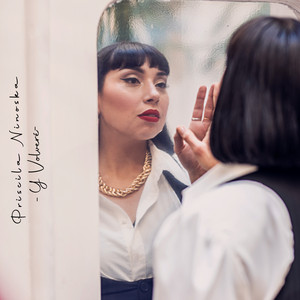 PRISCILA NINOSKA: Y Volveré