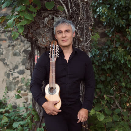 RODRIGO ALFONSO: A la Luna y el Sol