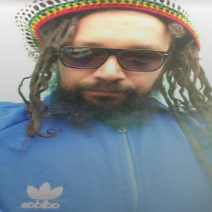 RASTA MIRO: Son Tantos Problemas en el Mundo (En Vivo)