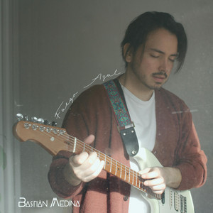 BASTIAN MEDINA: Fuego Azul