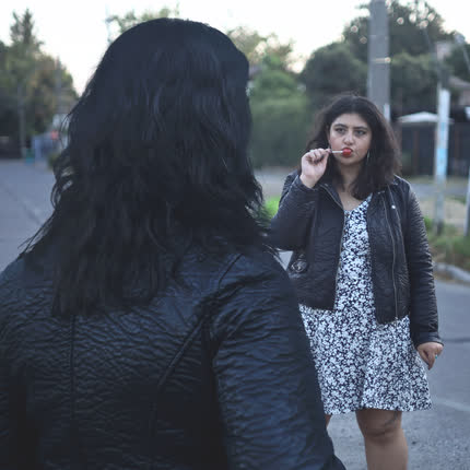 SIENA HIDALGO: Pensar en Mí