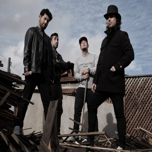 ESPEJO VIEJO: Sin piedad