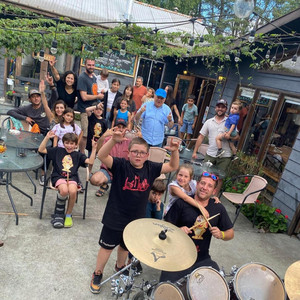 LOS MACHINGA: Carboncito